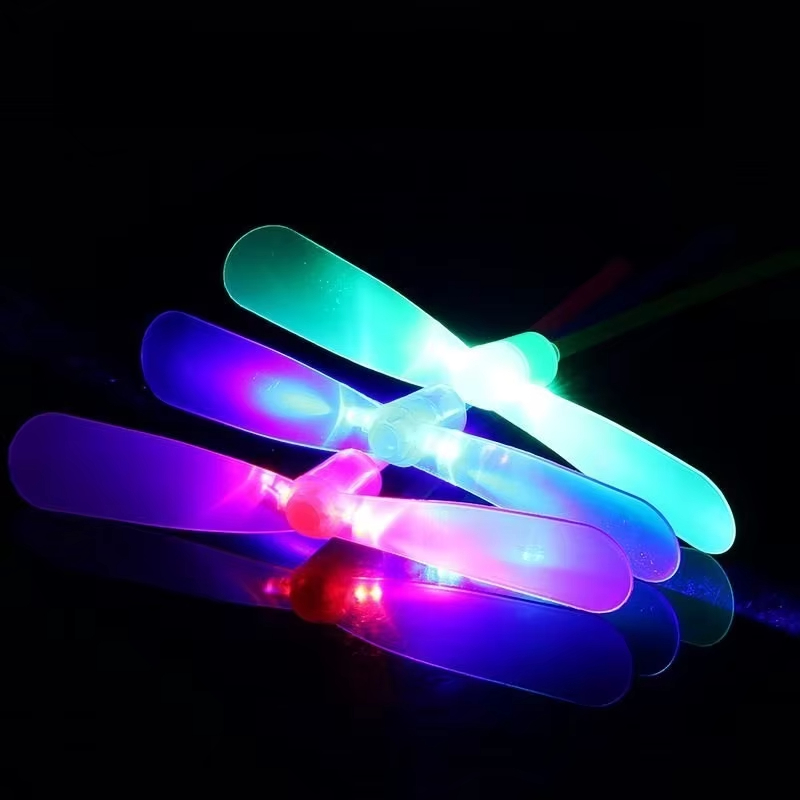 LED Luminous Bamboo Dragonfly  - Kids Outdoor Movie Night 评论和价格