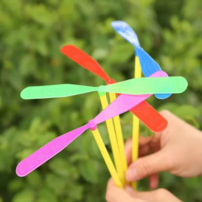 LED Luminous Bamboo Dragonfly  - Kids Outdoor Movie Night 评论和价格